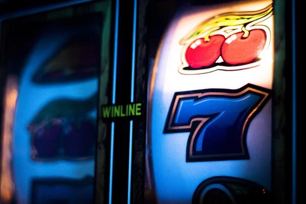 Exploring Different Casino Tables on the best online casino sites Singapore